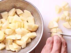 Dicing potato