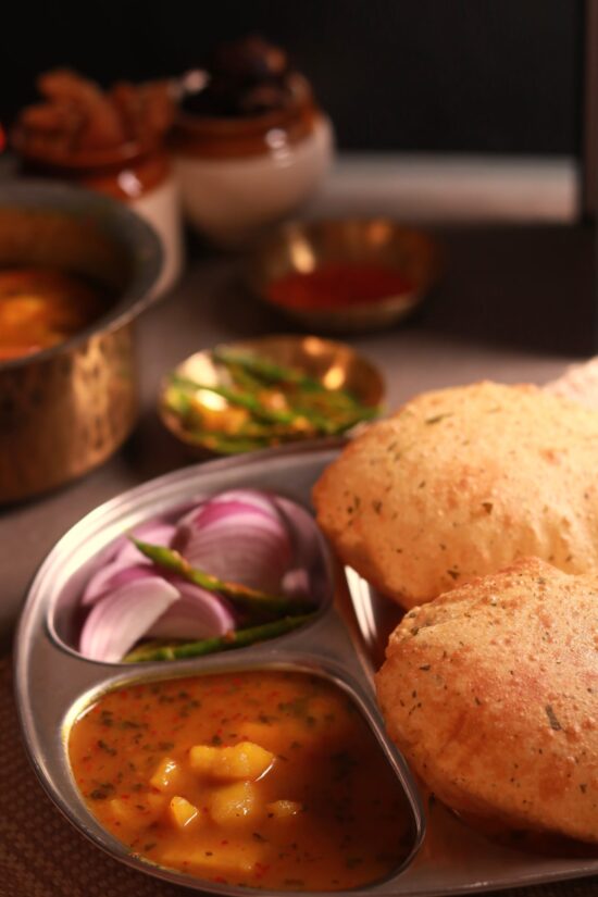 Aloo Launji & Poori