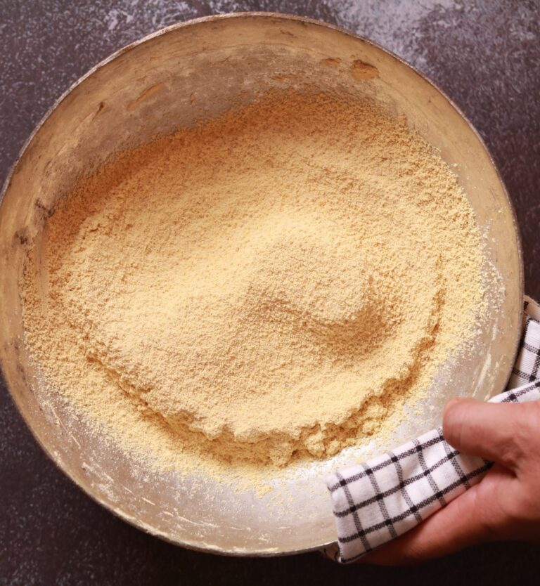 Pure Besan Sieved Perfectly