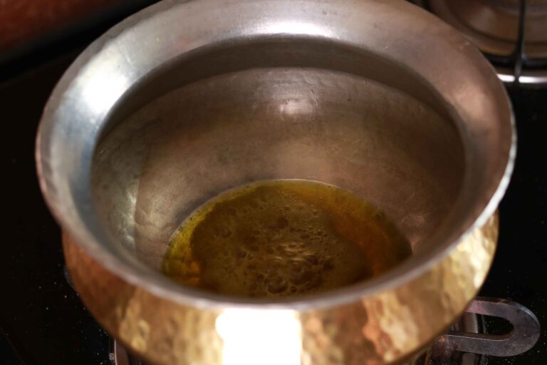 Enhancing Kadai with Hing & Methi Seeds