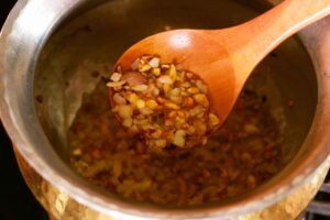 Culinary magic in motion