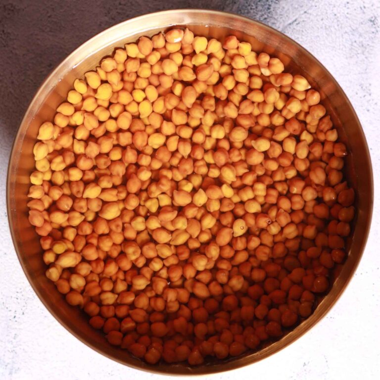 Rinsing soaked chana.