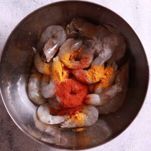 Marinated prawns with spices
