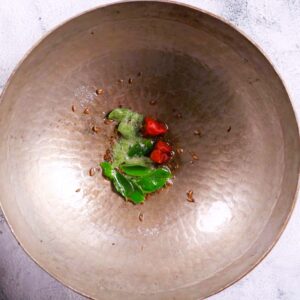Tempering spices