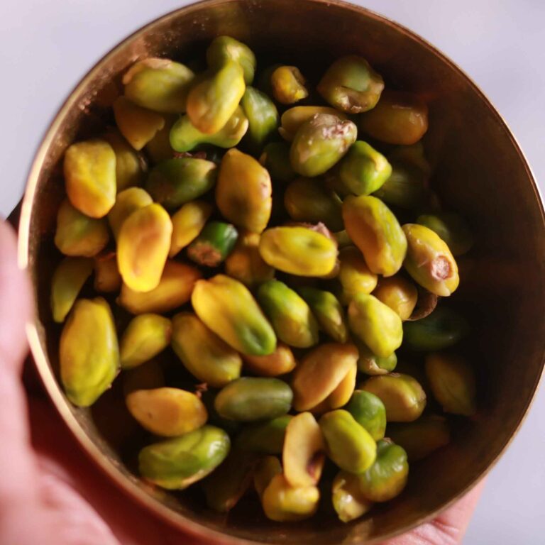 Blanching pistachios for peeling