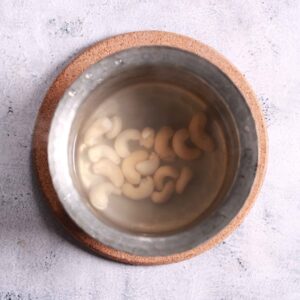 Boiling cashew nuts in water