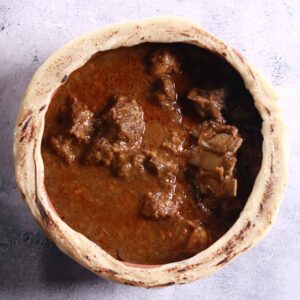 Removing seal from cooking pot