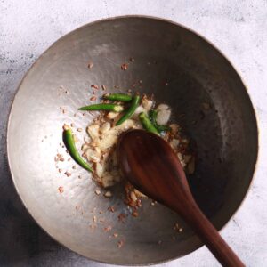 Sautéing green chilies