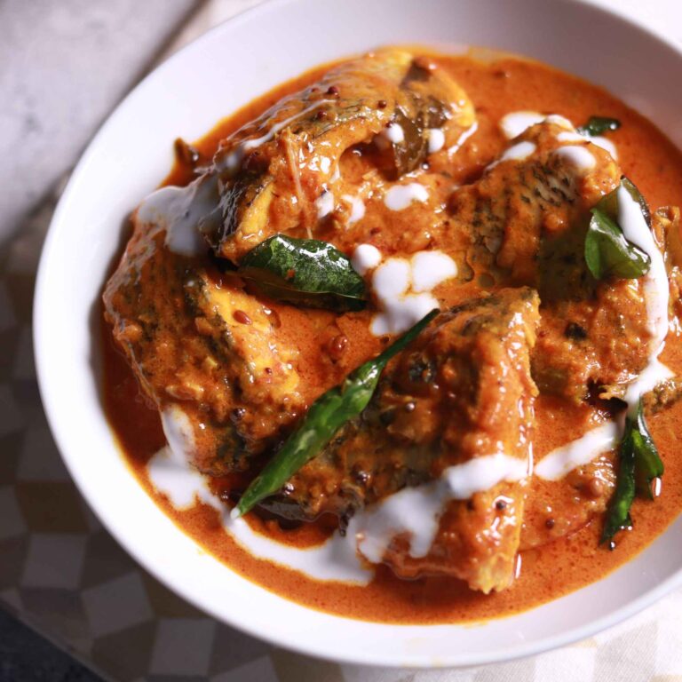Kerala fish curry served