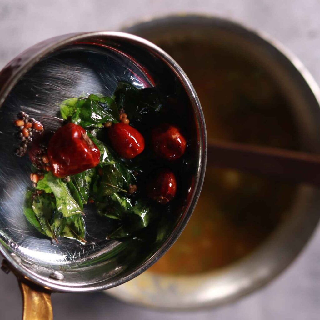 Tempering added to sambar