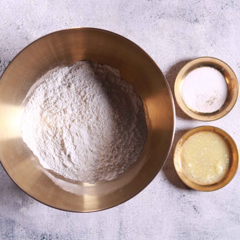 Mixing rice flour bowl
