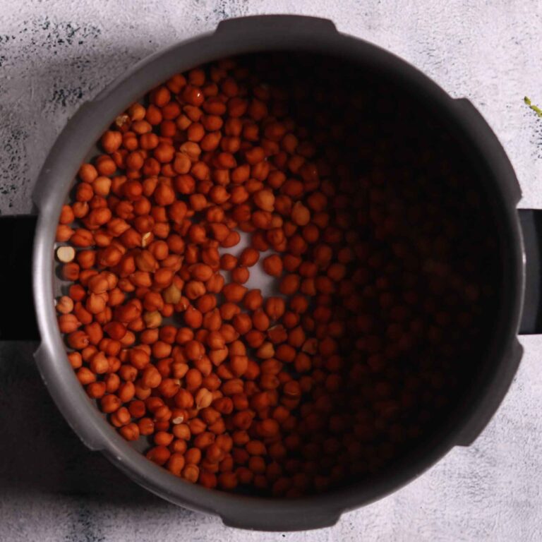 Chickpeas in pressure cooker