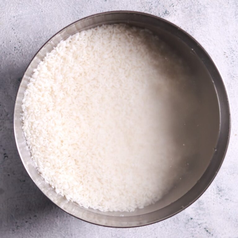 Soaking raw rice