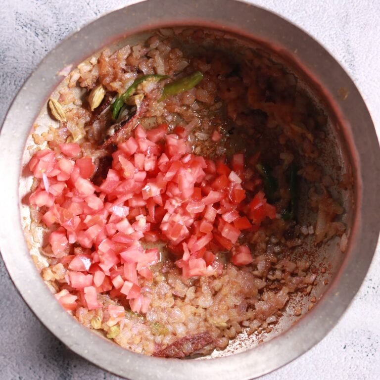 Cooking chopped tomato