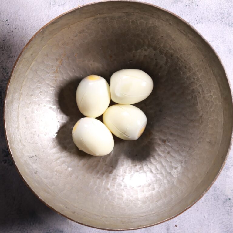 Frying boiled eggs golden