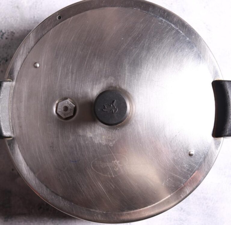 Pressure cook mutton covered