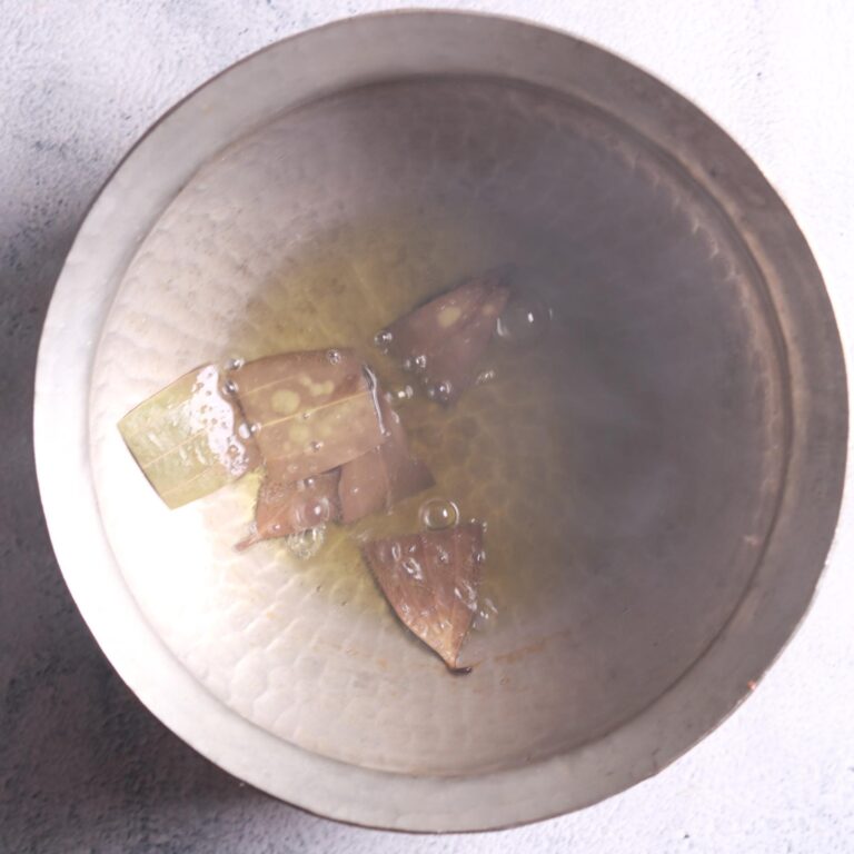 Sautéing bay leaves