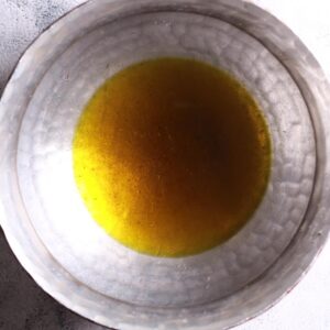 Oil heating heavy bottom pan