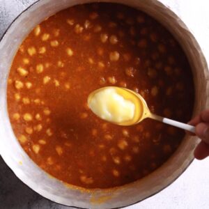 Ghee coriander leaves garnish finish