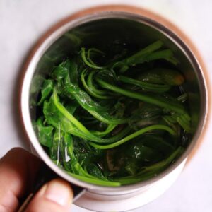 Spinach ice water bath